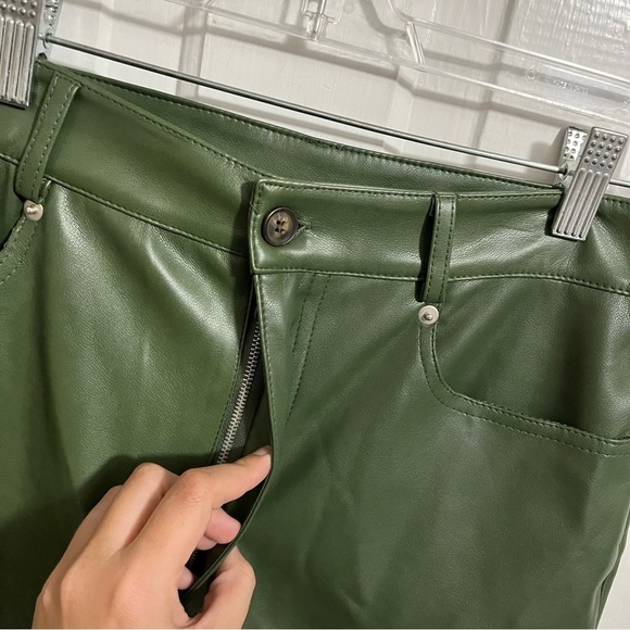 Urban Outfitters Faux Leather Pants Green Size 28 A2 - Picture 3 of 10
